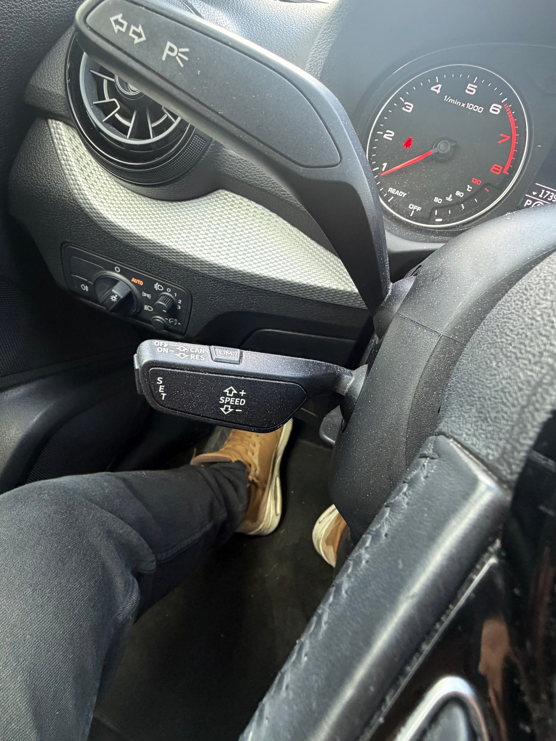 AUDI Q2 1.4 TFSI S-tronic-image-13