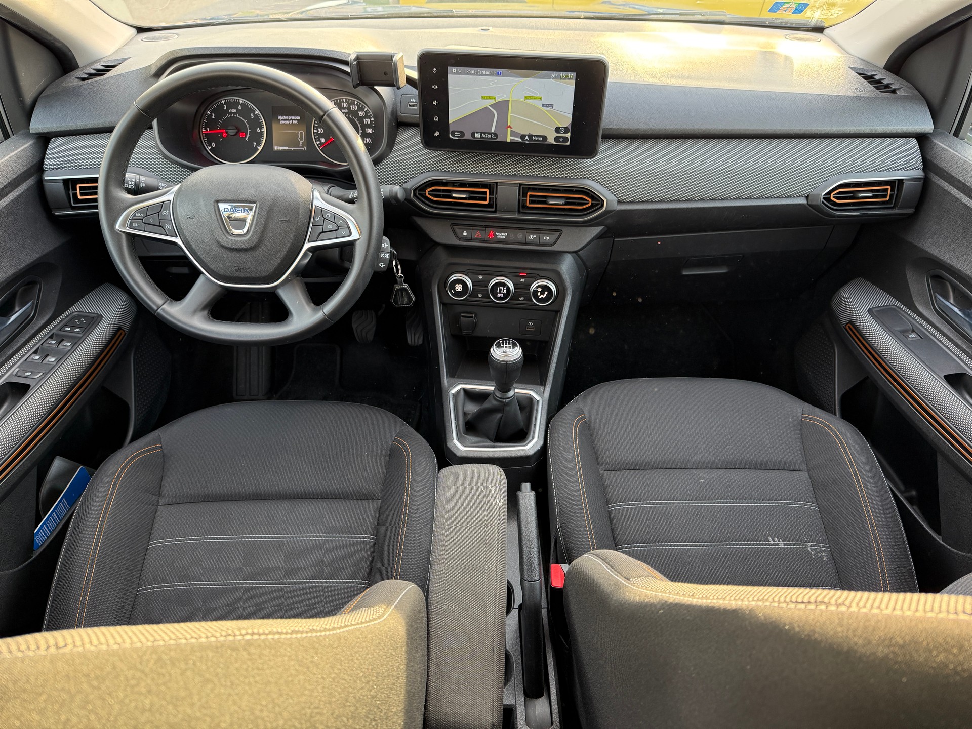 DACIA Sandero Stepway TCe 90 Comfort - Peu de Kilométrage - Navigation - Caméra - Nouvelle Expertise - NEU MFK : 05-2026-image-26