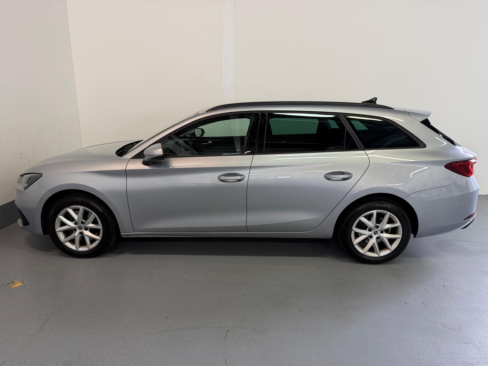 SEAT Leon ST 2.0 TDI EVO DSG Style-image-6