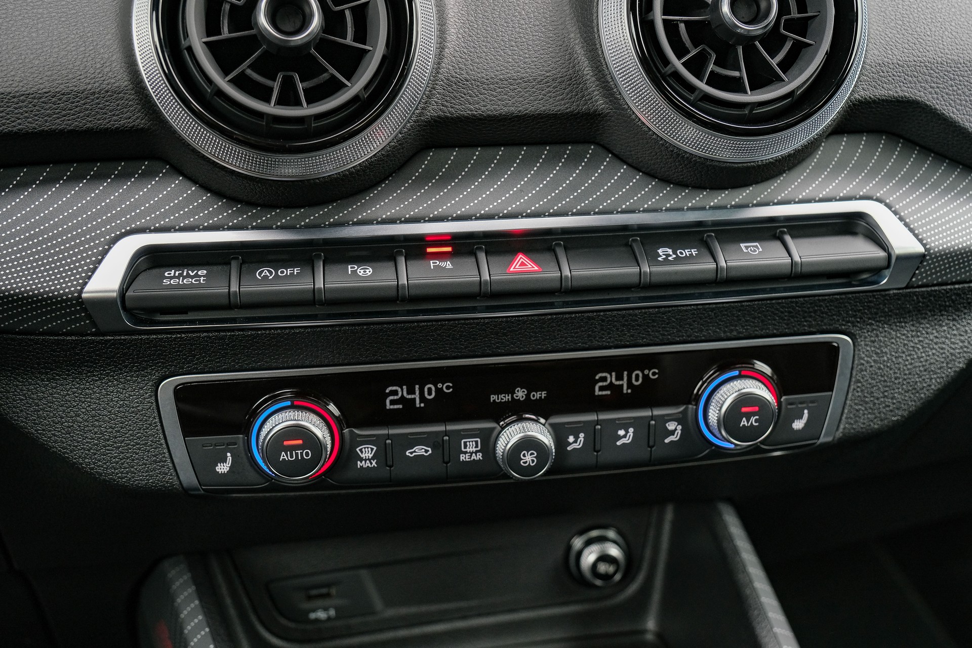 AUDI Q2 35 TFSI S line S-tronic-image-19