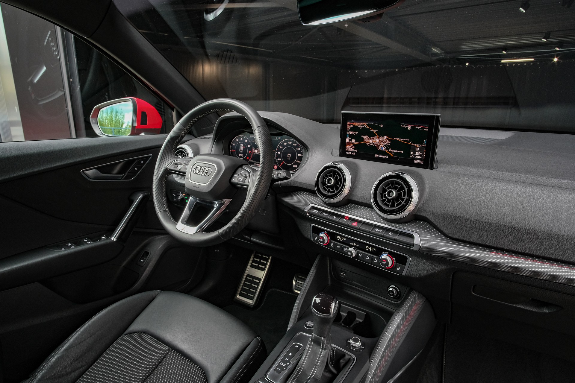 AUDI Q2 35 TFSI S line S-tronic-image-13