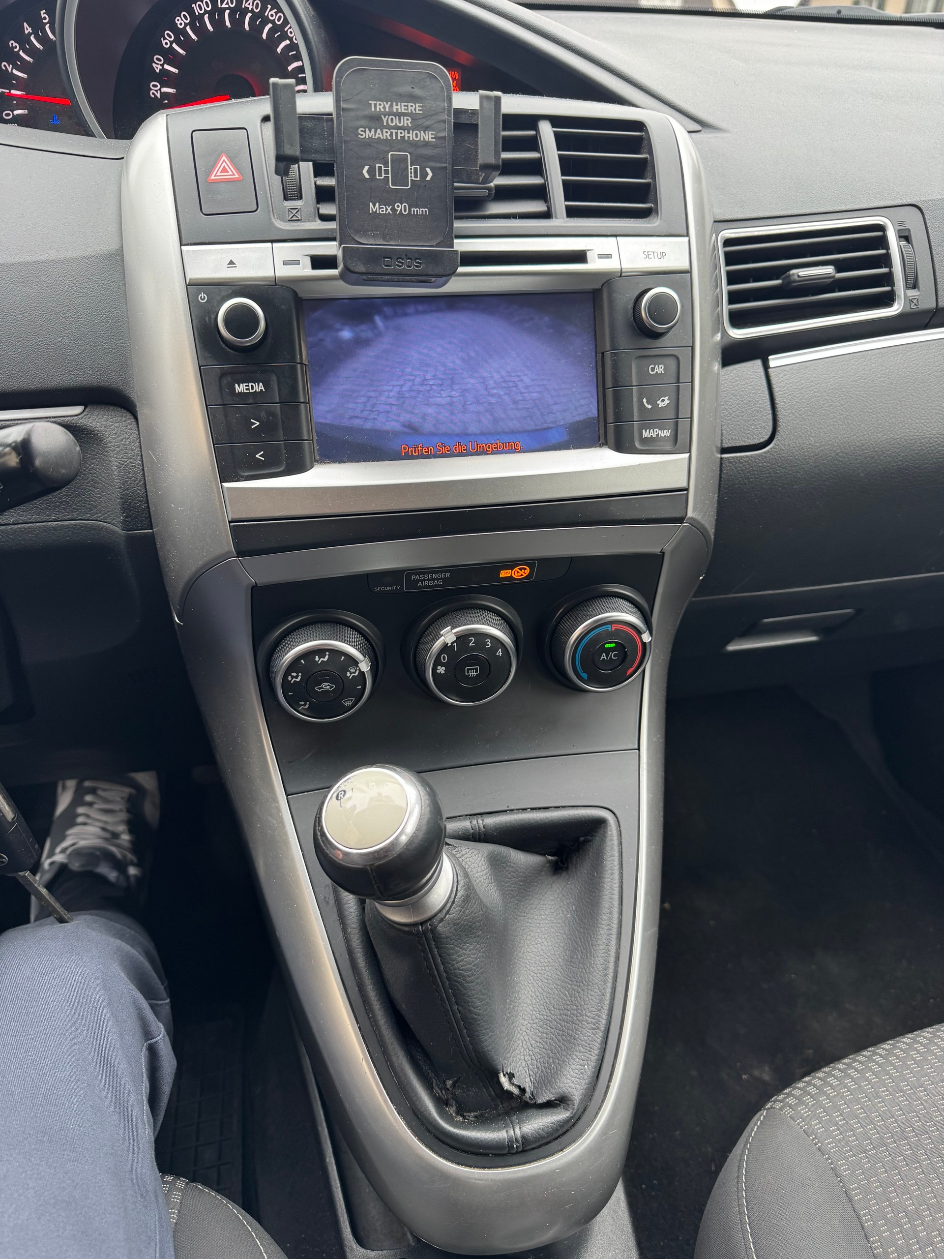 TOYOTA Verso 1.8 Sol 7 Sitze-image-13