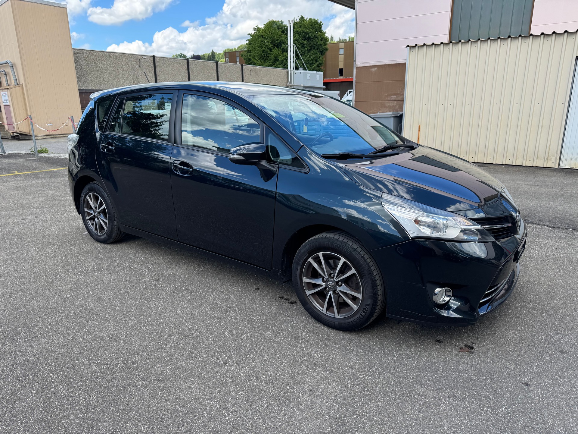 TOYOTA Verso 1.8 Sol 7 Sitze-image-1