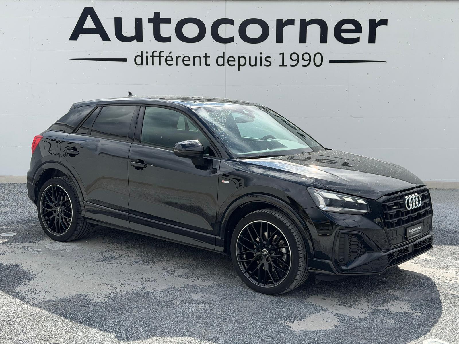 AUDI Q2 40 TFSI S line Attraction quattro S-tronic-showroom-element-1