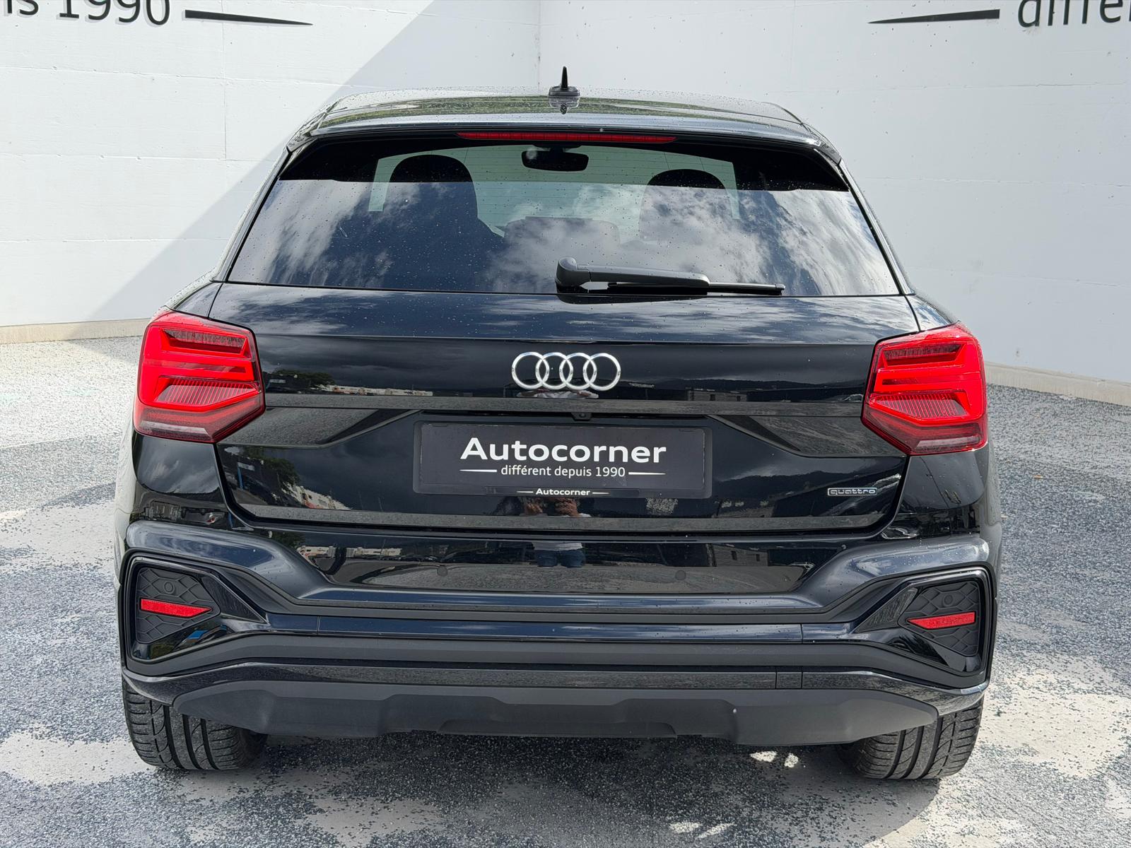 AUDI Q2 40 TFSI S line Attraction quattro S-tronic-showroom-element-3