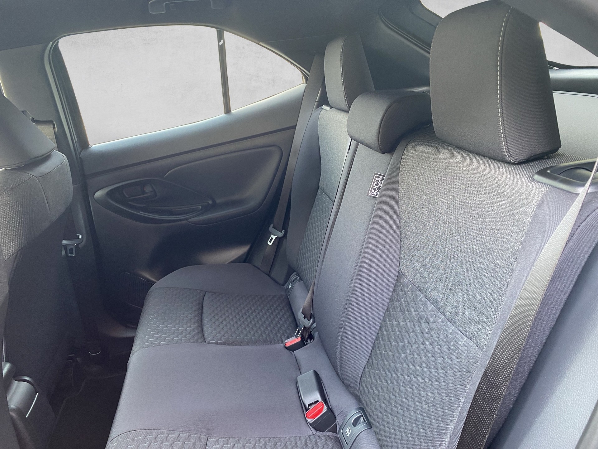 TOYOTA Yaris Cross 1.5 Trend AWDi e-CVT-image-8