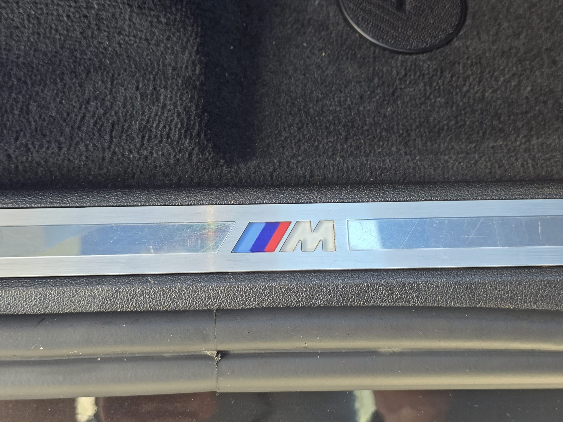 BMW X5 xDrive 48V 30d M Sport ** BLACK EDITION - ASSIZENT PAKET -PANORMA - DISZANSCHEIBEN -FRONT LIPPE - SOFT LOSE - ADAPRIVE LED **-image-6