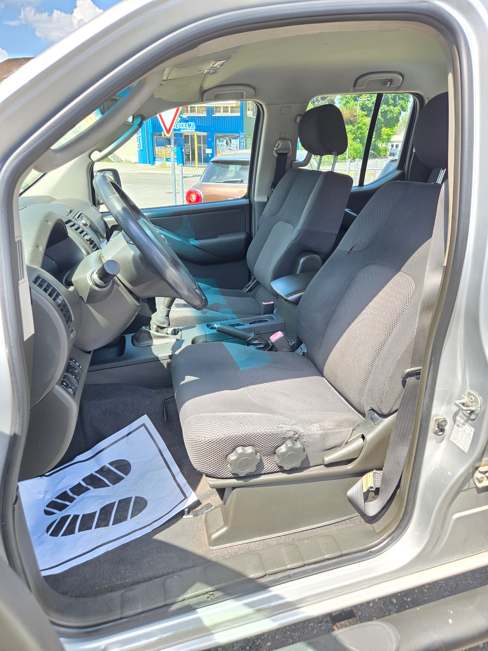 NISSAN Navara Double Cab LE 2.5 TDI 4WD-image-11