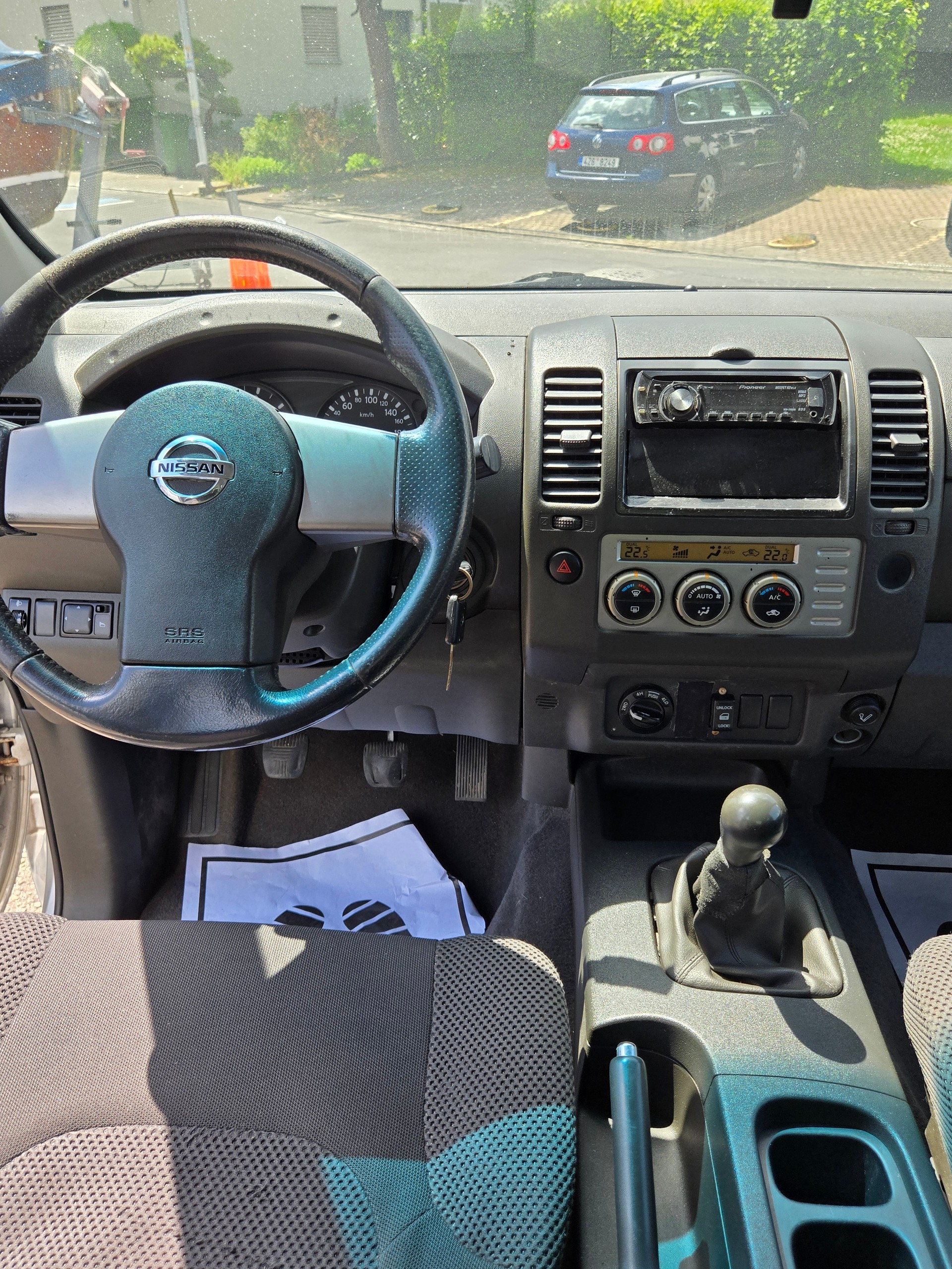 NISSAN Navara Double Cab LE 2.5 TDI 4WD-image-12