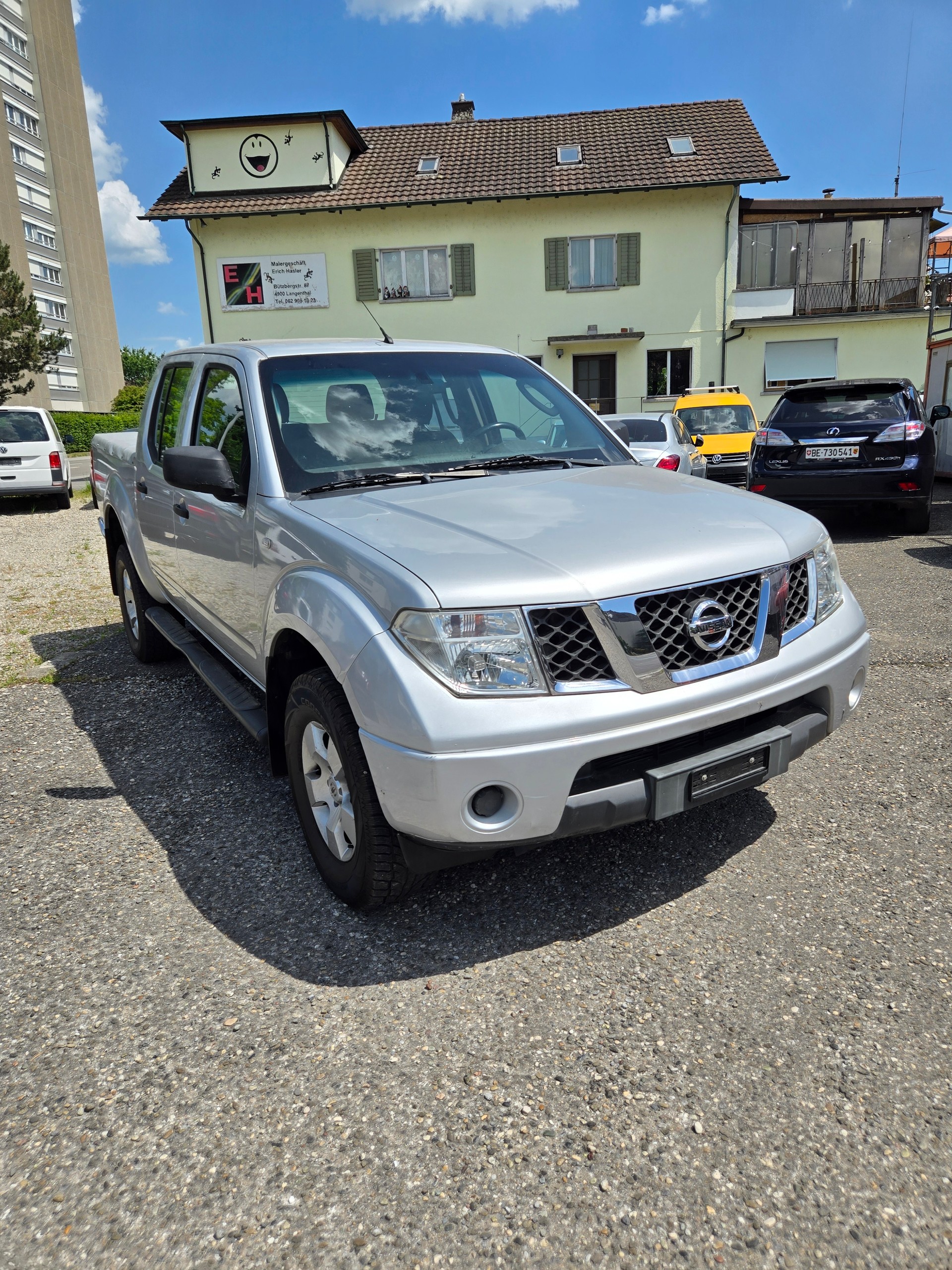 NISSAN Navara Double Cab LE 2.5 TDI 4WD-image-1
