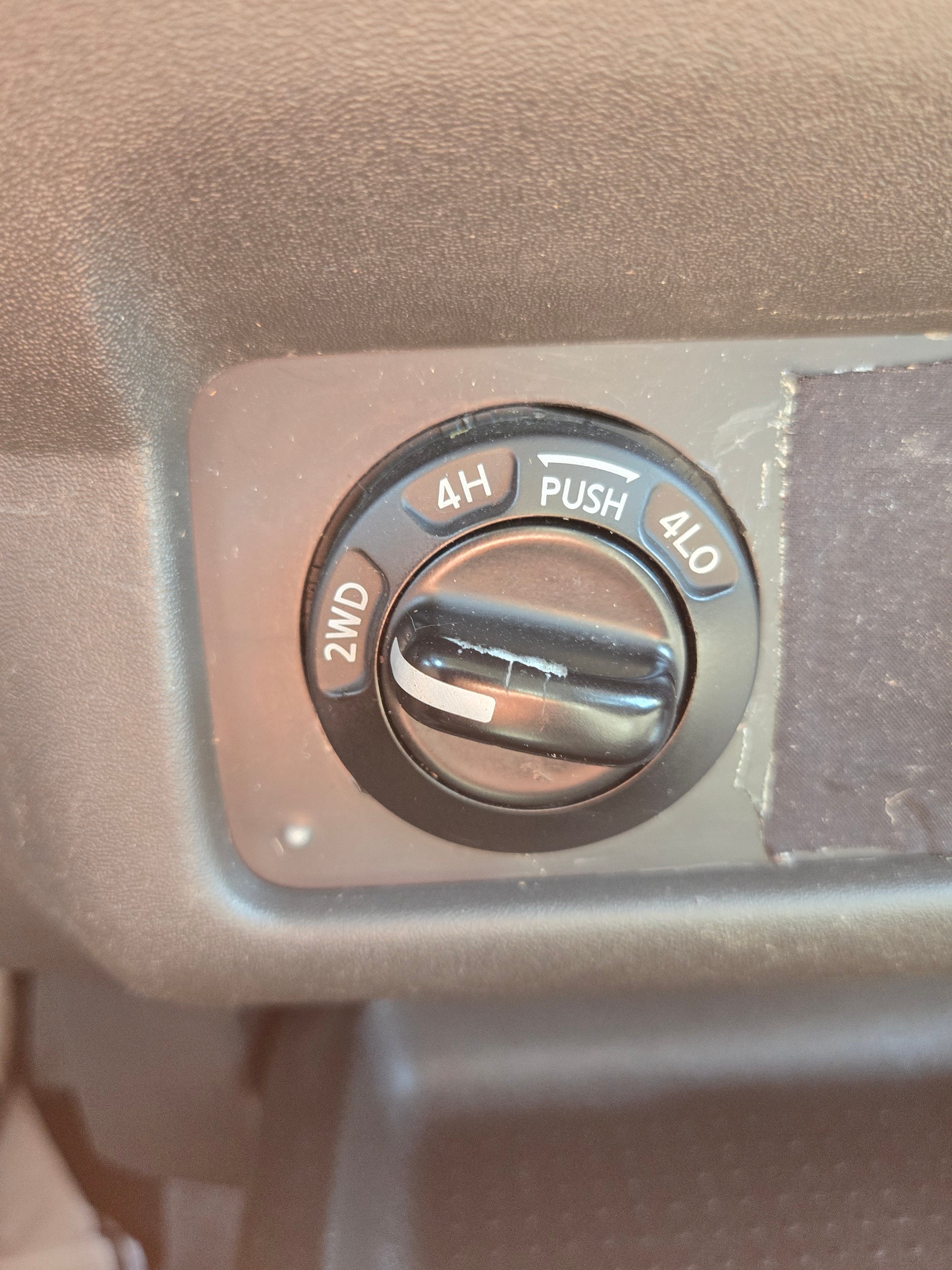 NISSAN Navara Double Cab LE 2.5 TDI 4WD-image-15