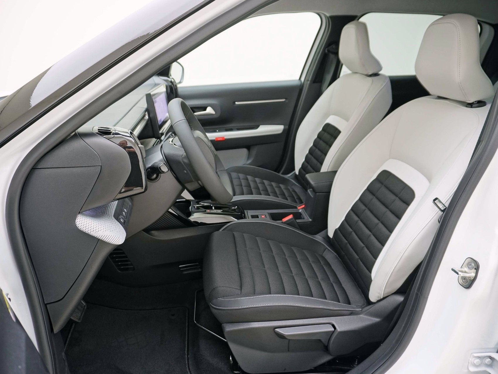 CITROEN C3 Aircross 1.2 Hybrid Max-image-6