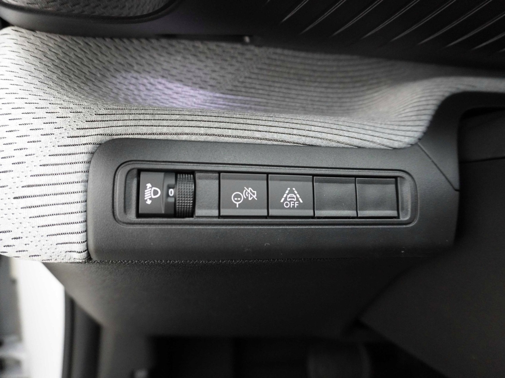 CITROEN C3 Aircross 1.2 Hybrid Max-image-14