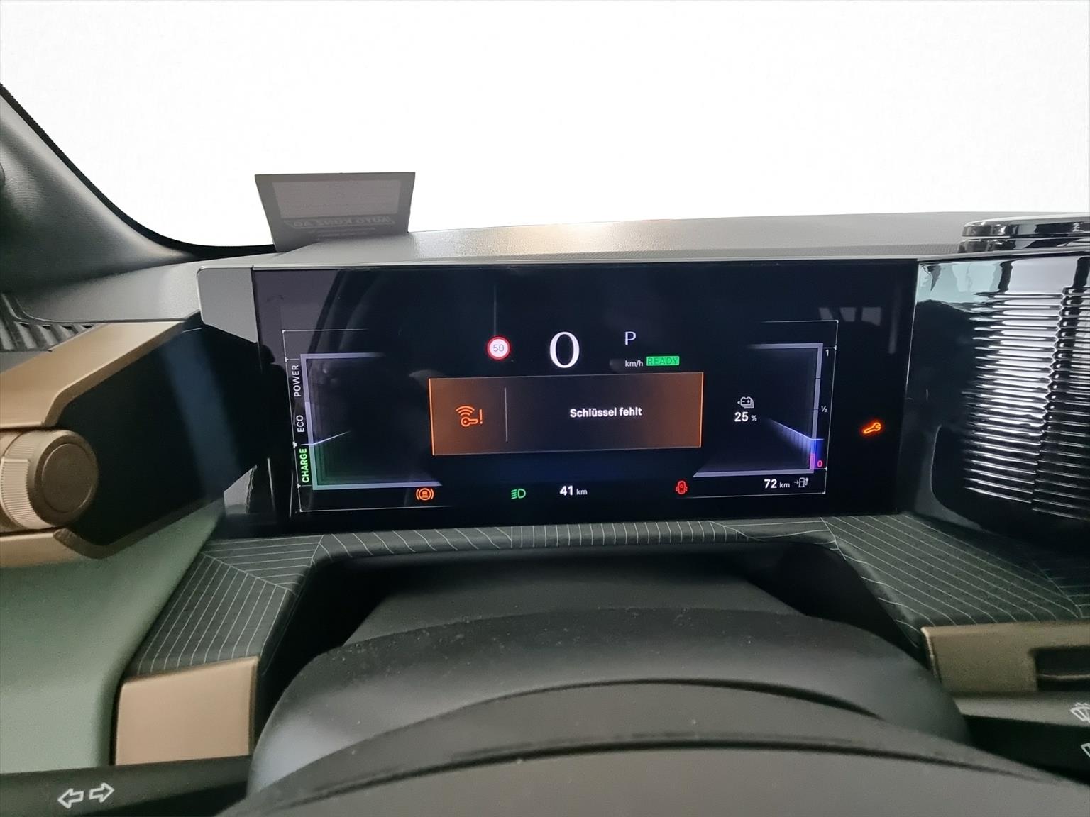 LANCIA Ypsilon Elektro 156-image-10