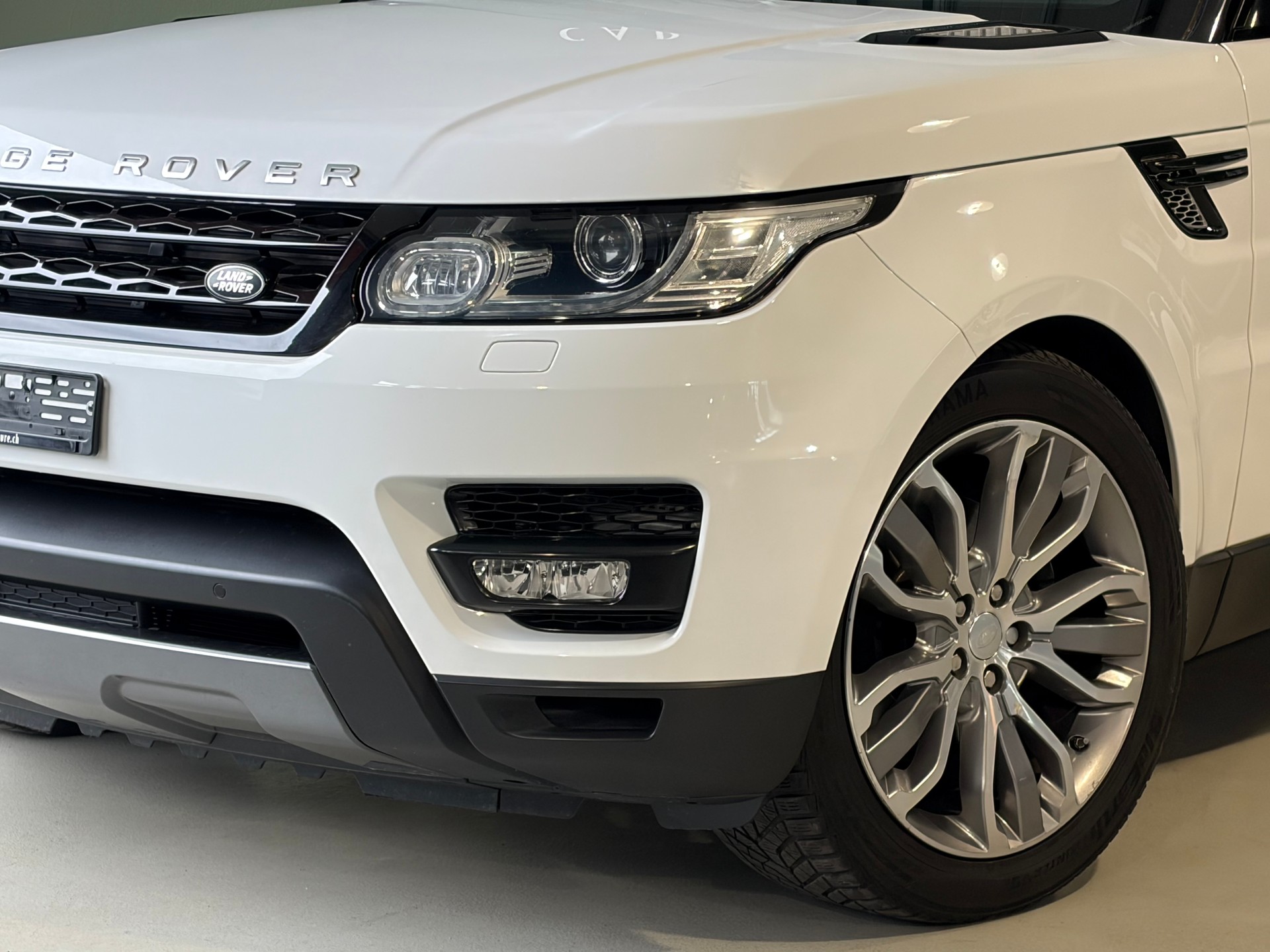 LAND ROVER Range Rover Sport 3.0 TDV6 HSE Automatic ***7Plätzer***MFK 02,2026***-showroom-element-2