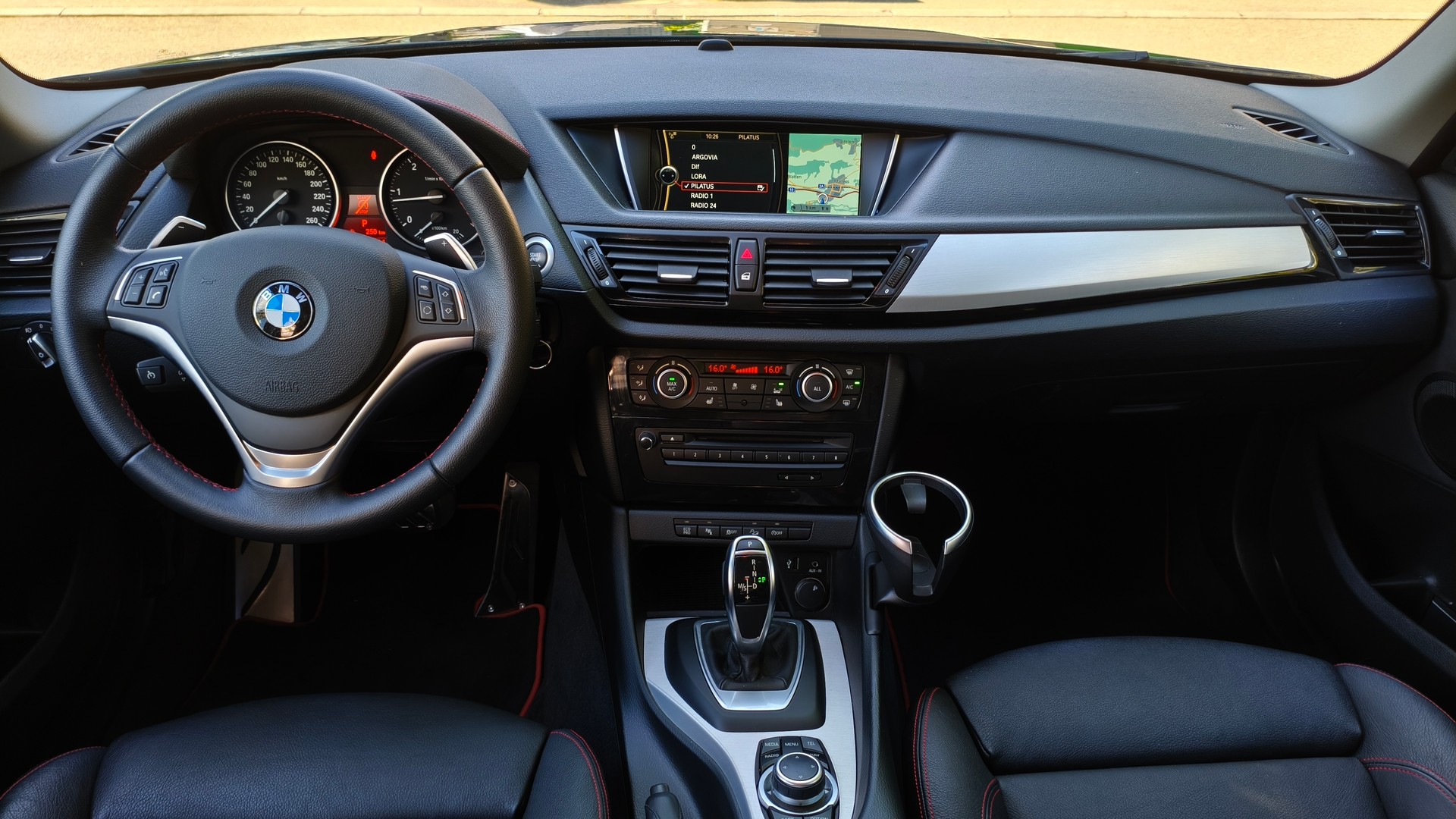 BMW X1 xDrive 25d xLine Steptronic-image-10