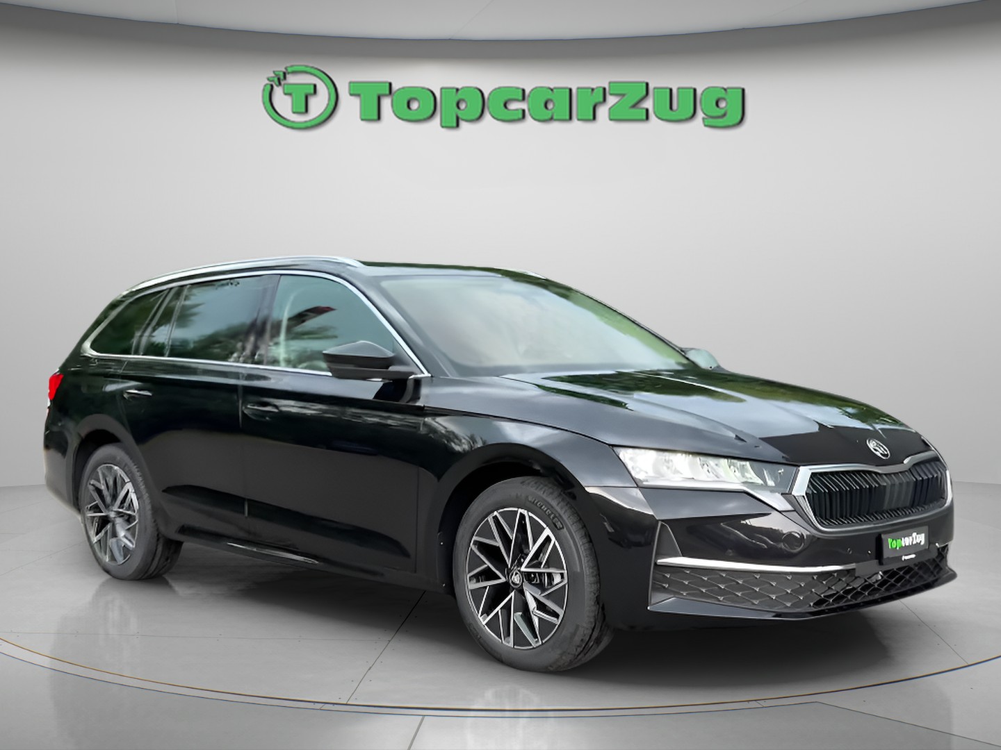 SKODA Octavia Combi 1.5 TSI mHEV DSG Selection-showroom-element-3
