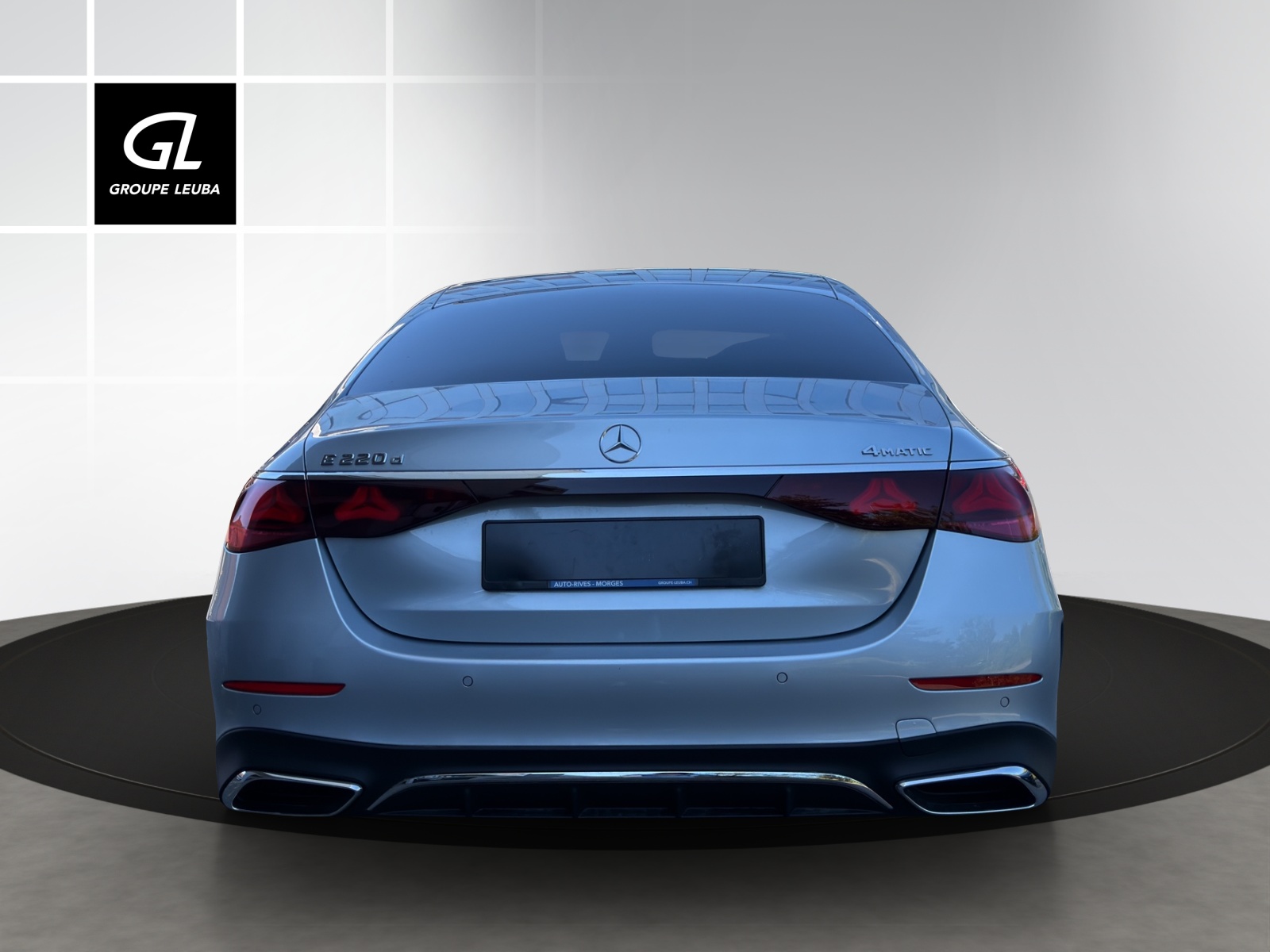 MERCEDES-BENZ E 220 d 4Matic 9G-Tronic-image-4