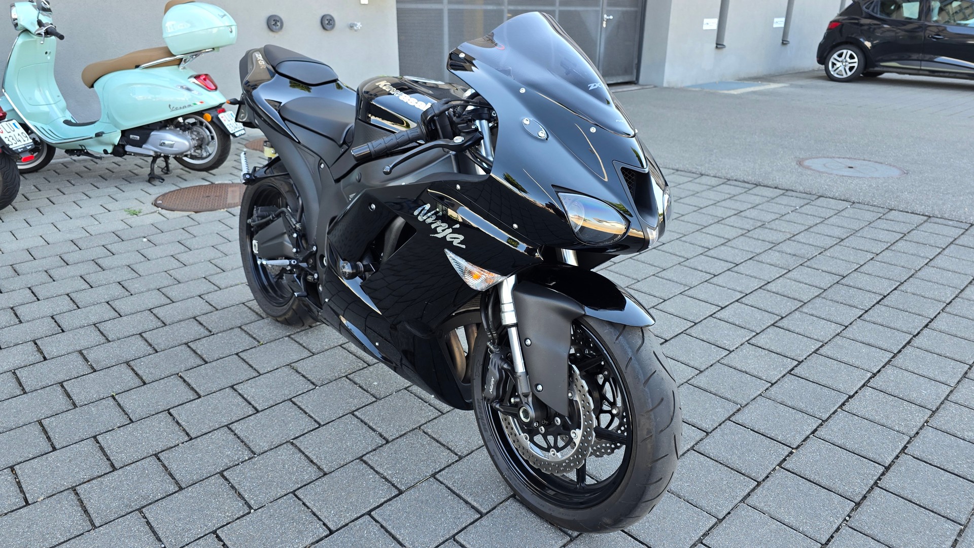 KAWASAKI Ninja ZX-6R-image-1