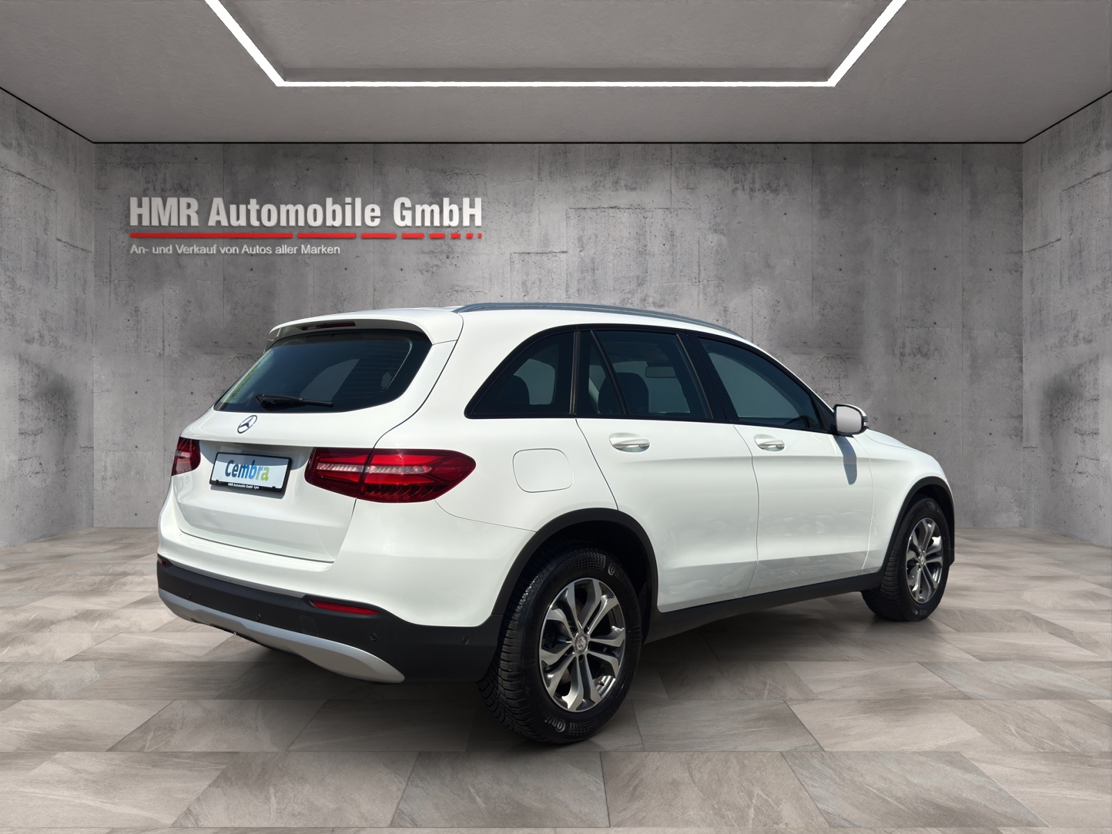 MERCEDES-BENZ GLC 250 d 4Matic 9G-Tronic-showroom-element-3
