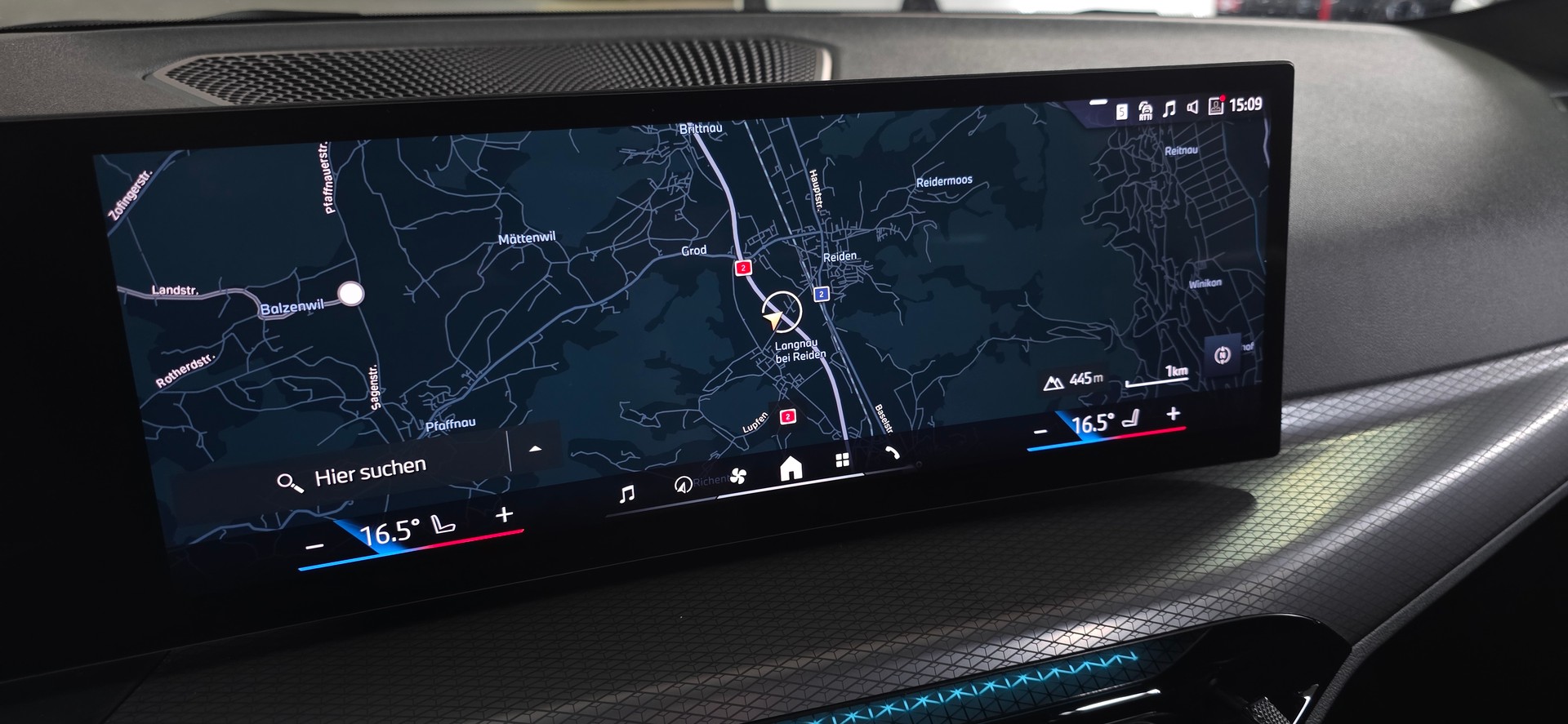 BMW 330i Touring xDrive Steptronic M Sport *Geschwindigkeitsassistent*Sitzheizung*CarPlay&AndroidAuto*Ambientebeleuchtung*-image-16