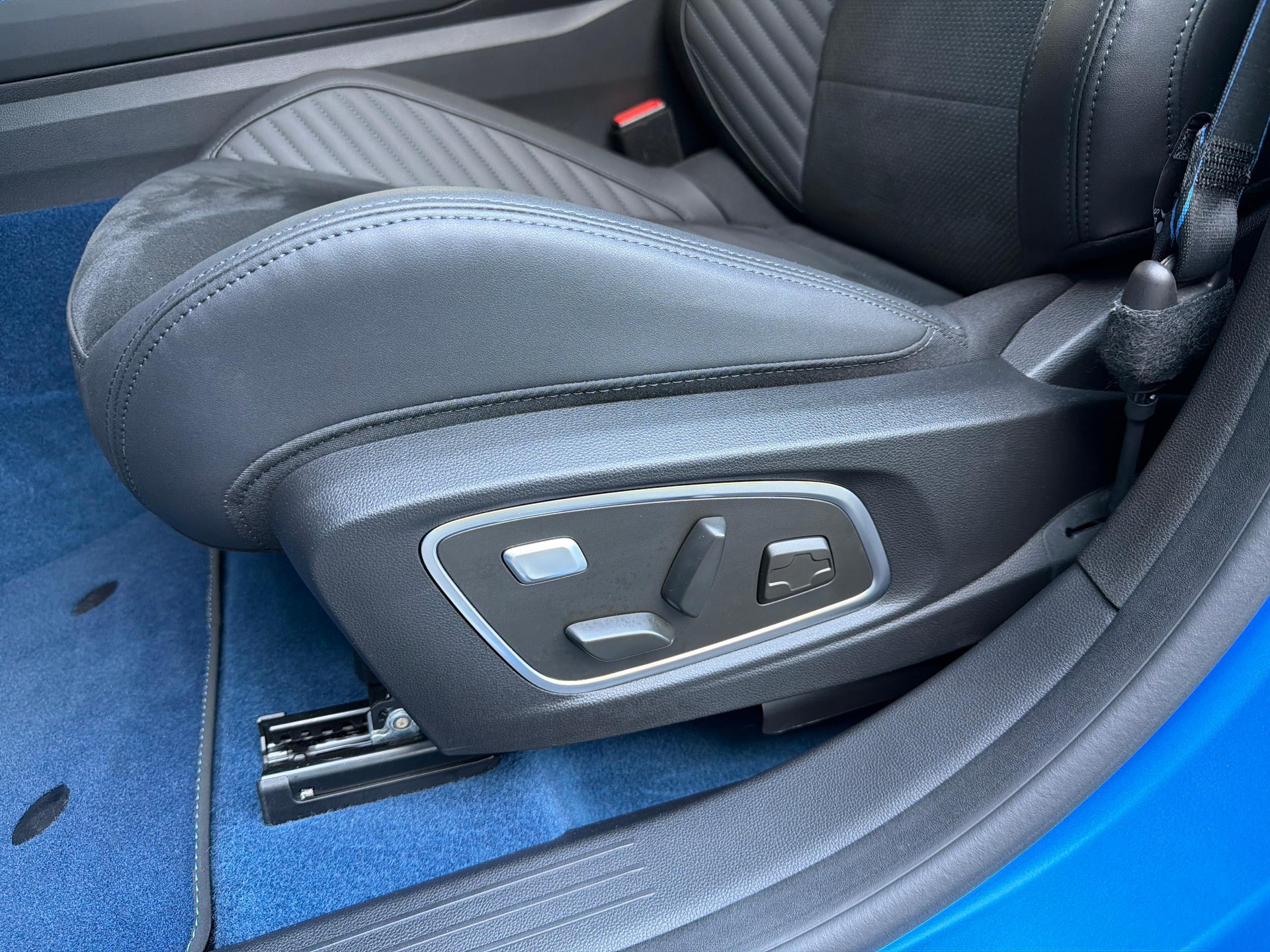 RENAULT Rafale 1.2 E-Tech Plug-in Atelier Alpine-image-11