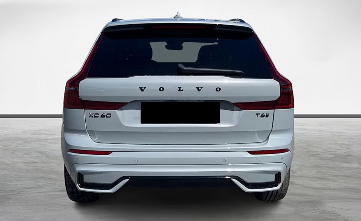 VOLVO XC60 T6 eAWD PluginHybrid Plus Dark Geartronic-image-4
