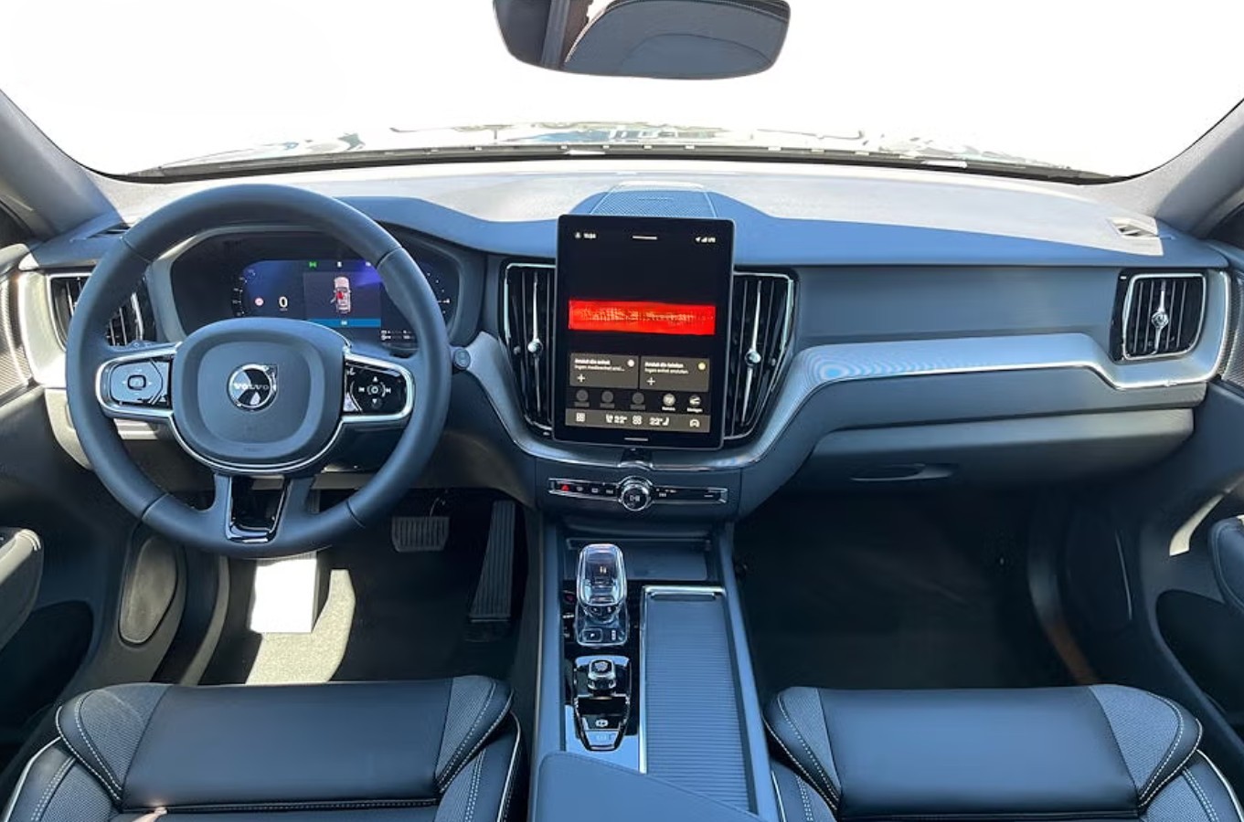 VOLVO XC60 T6 eAWD PluginHybrid Plus Dark Geartronic-image-9