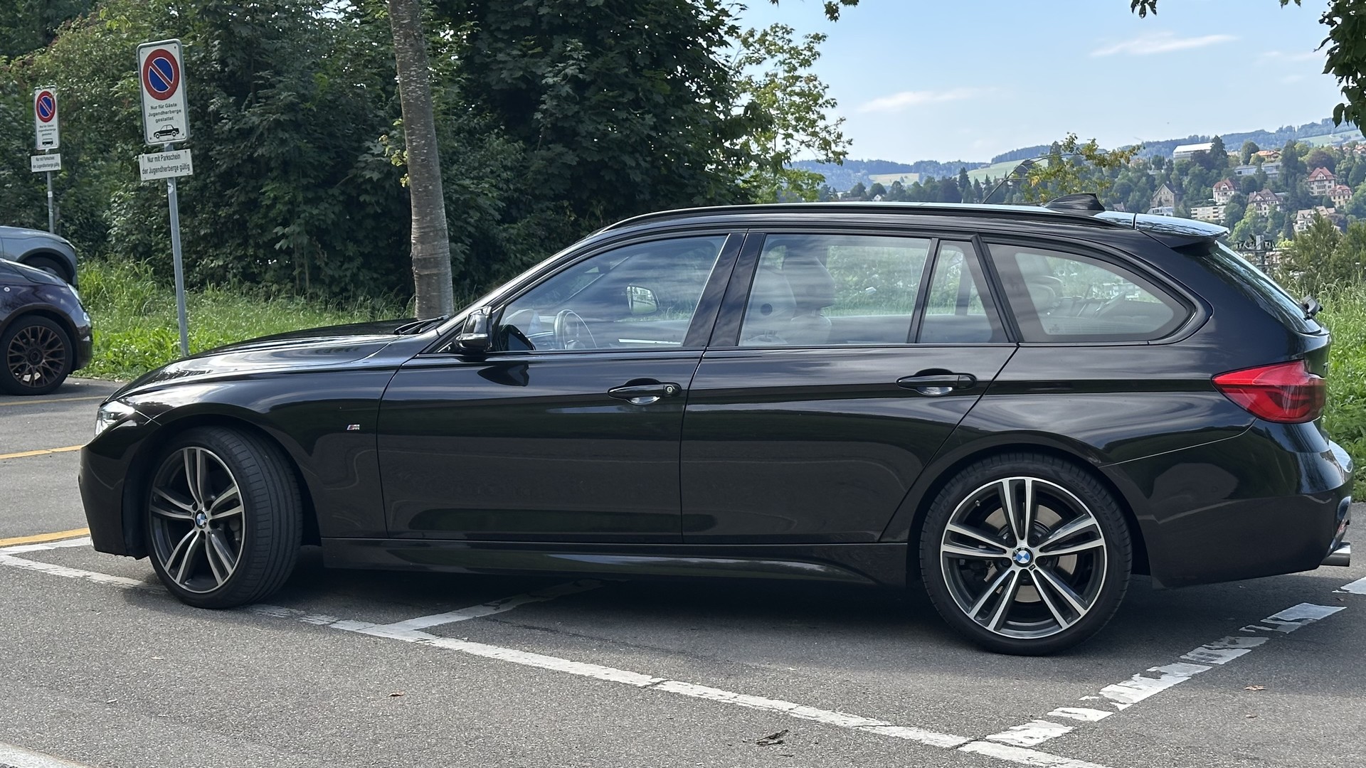 BMW 340i xDrive-image-1