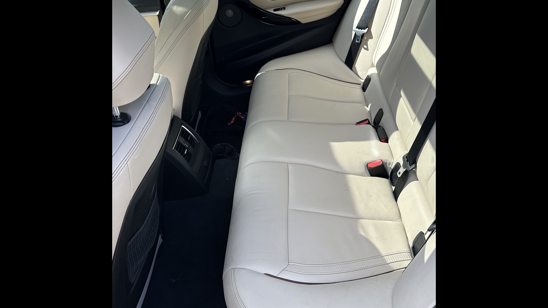 BMW 340i xDrive-image-4