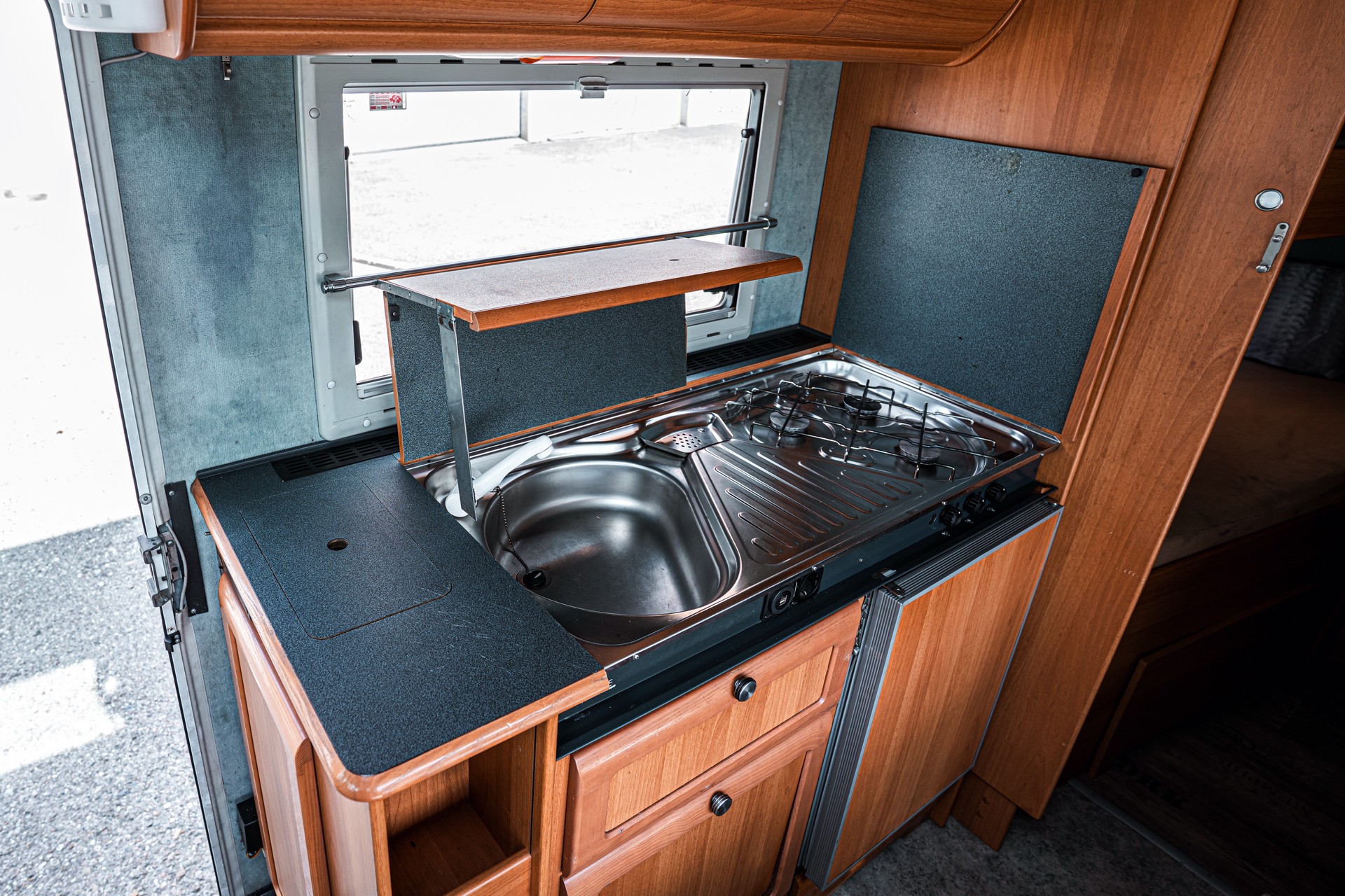 MERCEDES-BENZ NissmannBischoff / Ab MFK und Garantie-image-10