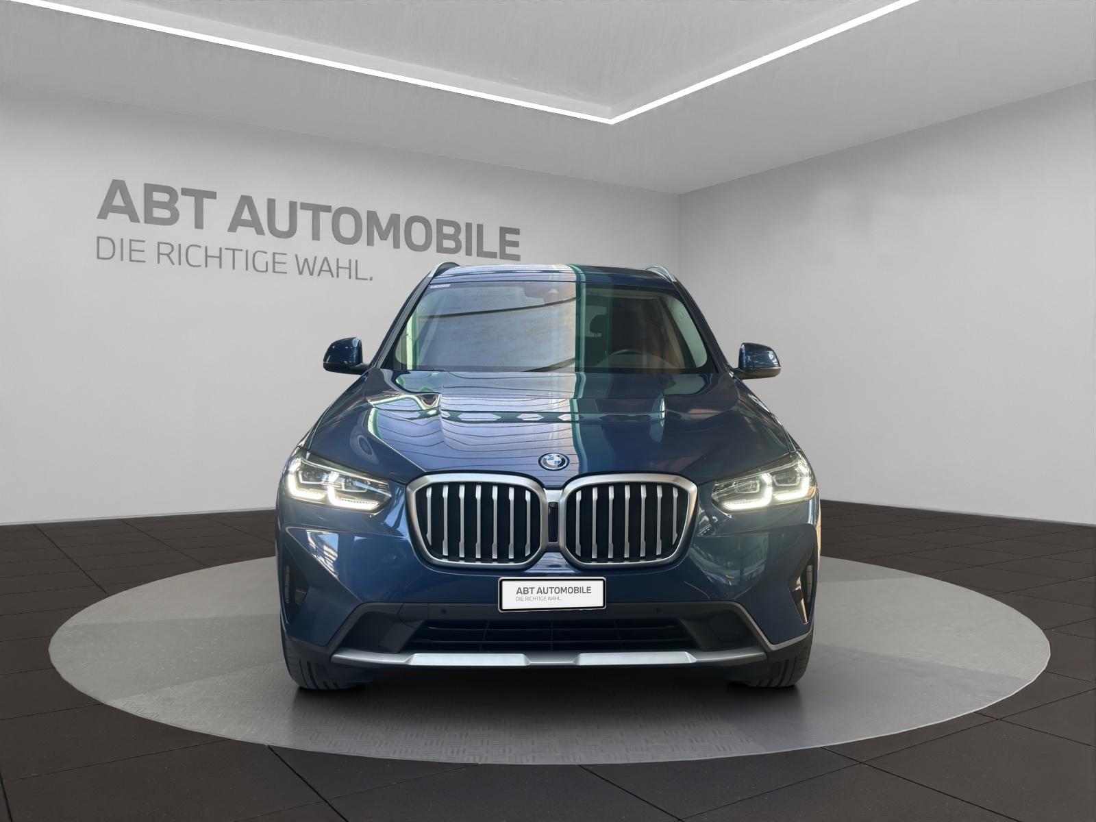 BMW X3 30e xDrive-showroom-element-1