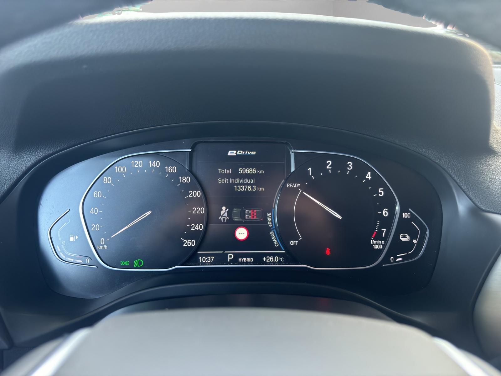 BMW X3 30e xDrive-image-8