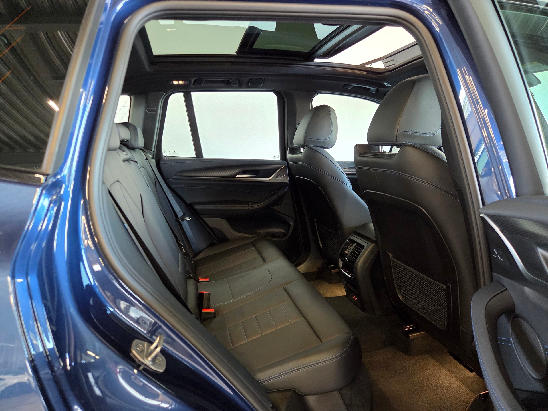 BMW X3 30e xDrive M-Sport-image-22