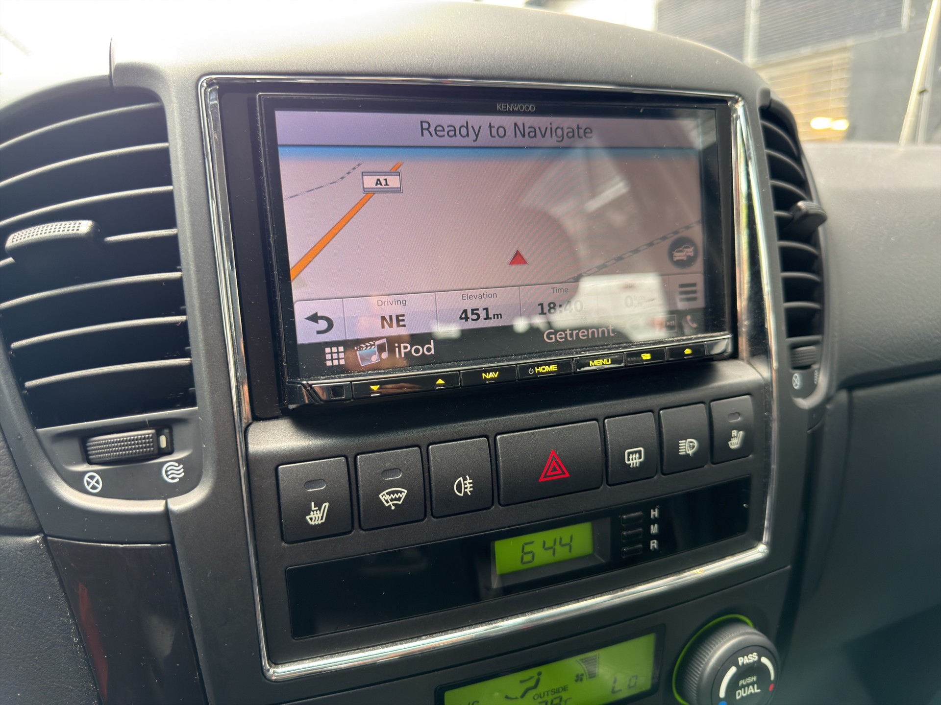 KIA Sorento 2.5 CRDI Style-image-22