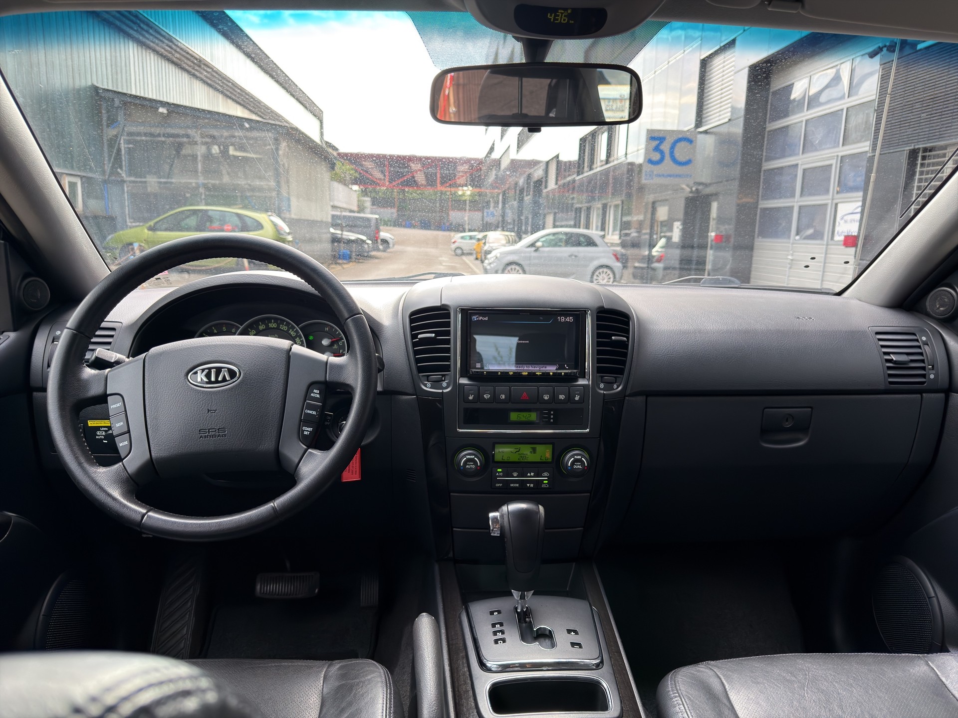 KIA Sorento 2.5 CRDI Style-image-11