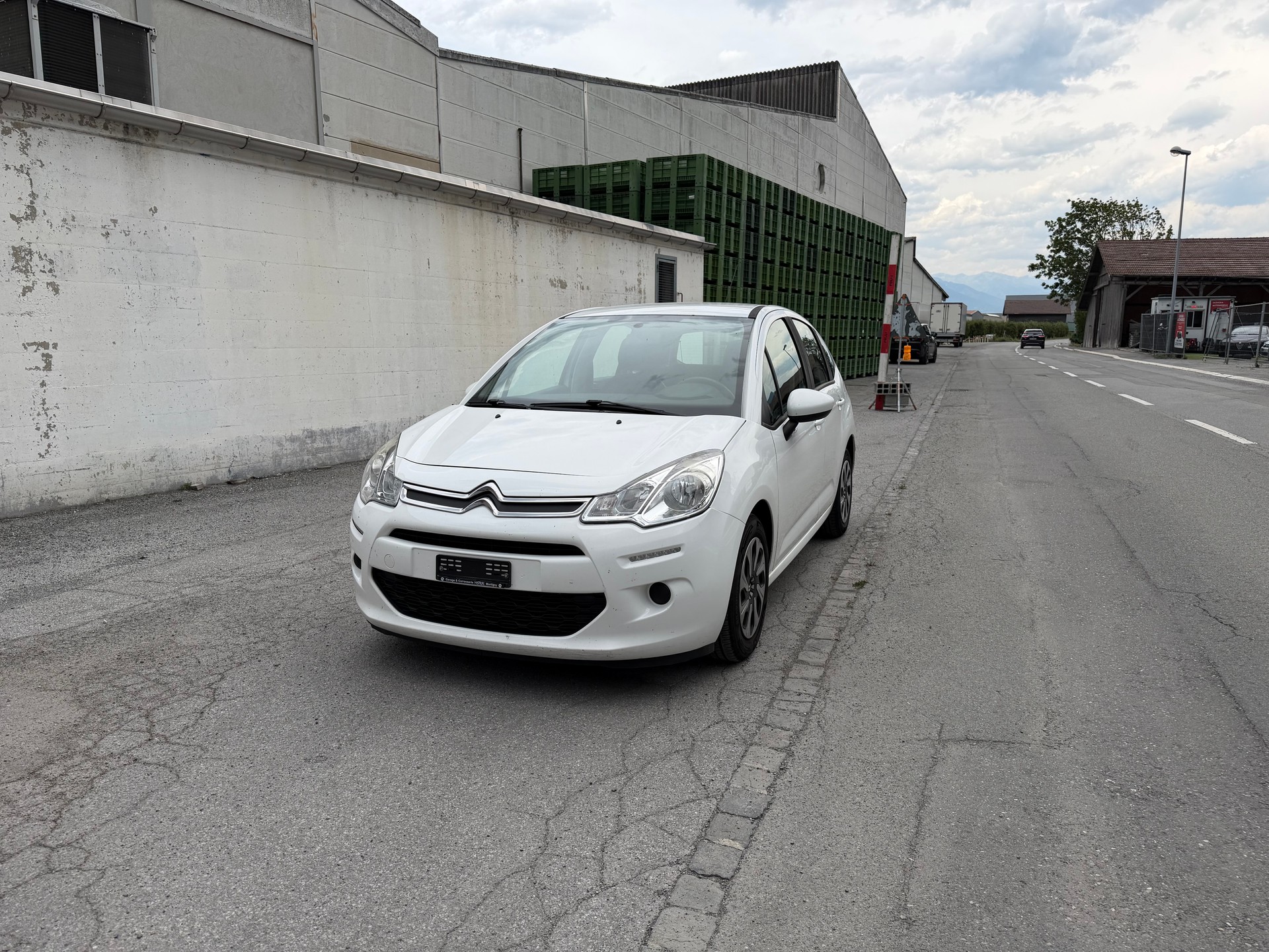 CITROEN C3 1.2i Attraction-image-1