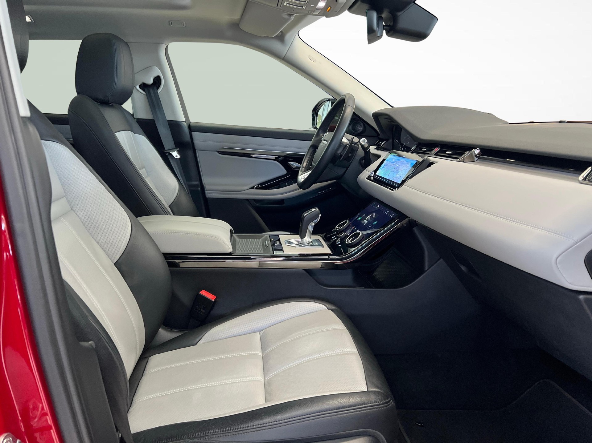 LAND ROVER Range Rover Evoque 2.0 T R-Dynamic SE Leasing 1,99%-image-9