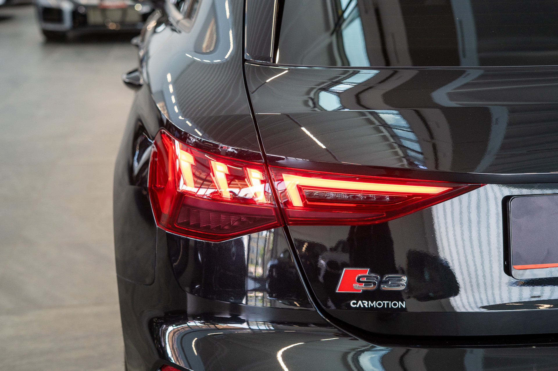 AUDI S3 Sportback 2.0 TFSI quattro S-Tronic / CH-Fahrzeug / Virtual Cockpit / Rückfahrkamera-image-7