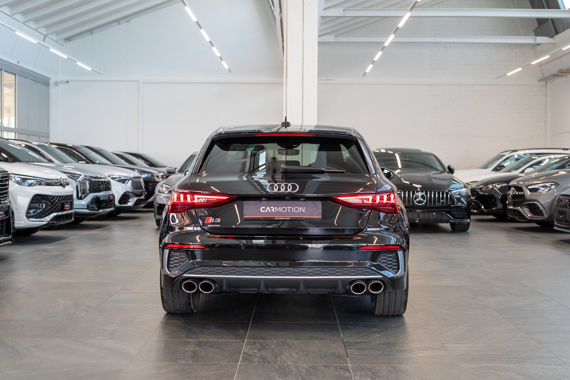 AUDI S3 Sportback 2.0 TFSI quattro S-Tronic / CH-Fahrzeug / Virtual Cockpit / Rückfahrkamera-image-4