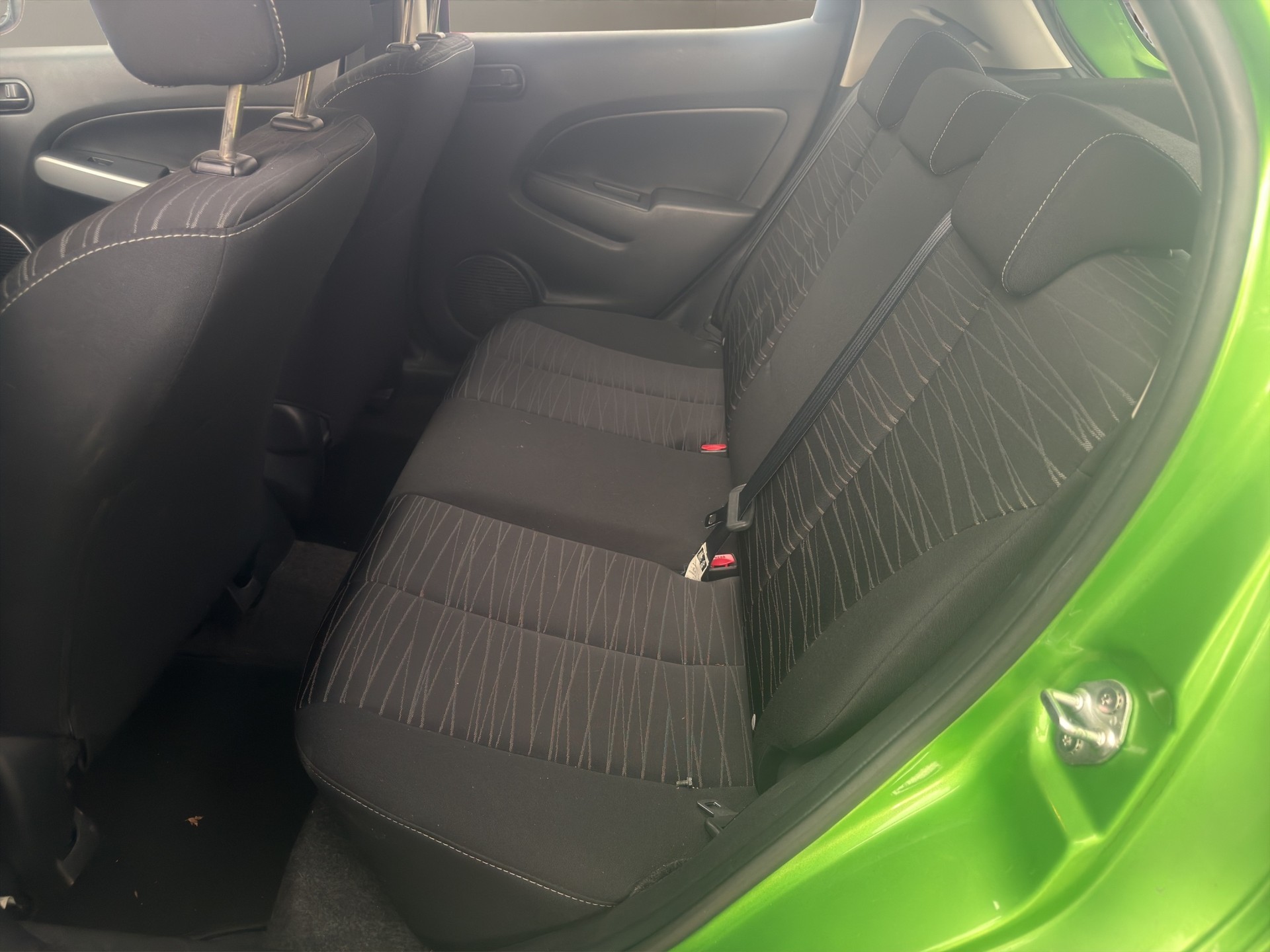 MAZDA 2 1.3i 16V Exclusive-image-10