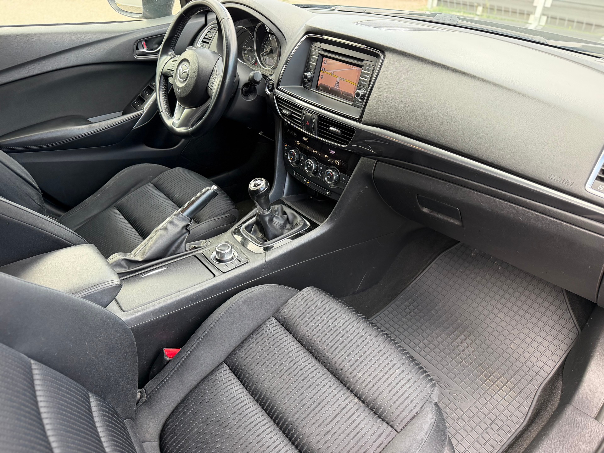 MAZDA 6 Sportwagon 2.0 16V HP Revolution-image-10