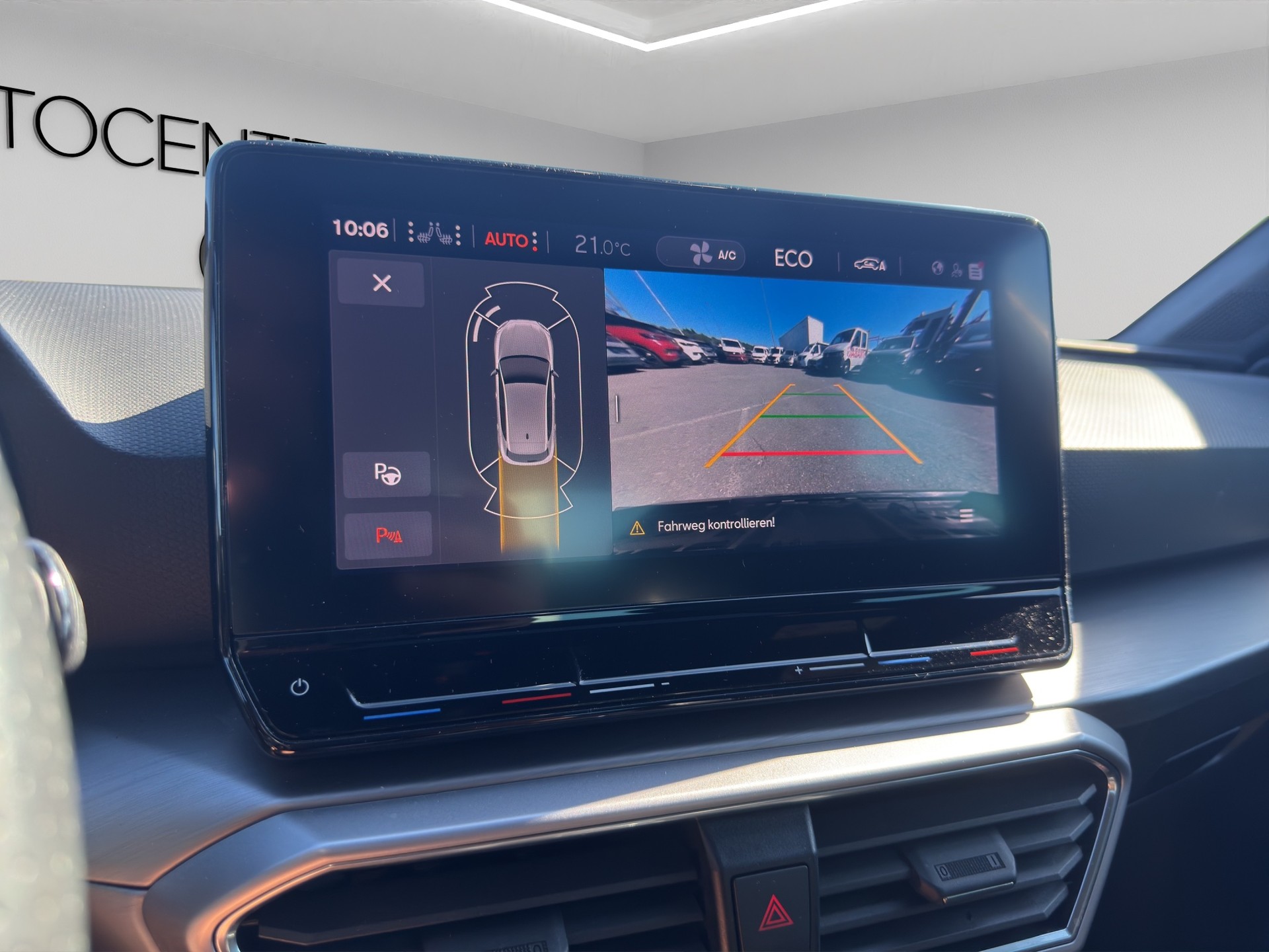 SEAT Leon 1.4 eHybrid pHEV DSG FR-image-13