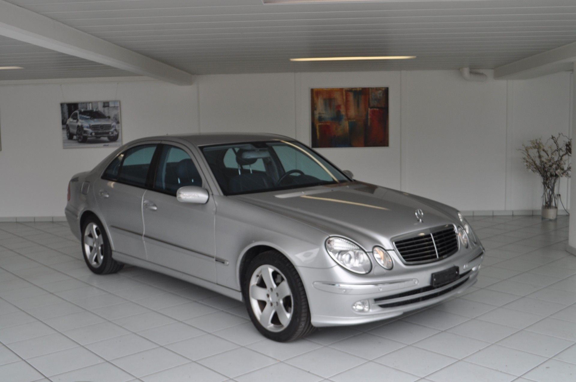 MERCEDES-BENZ E 320 Avantgarde 4Matic Automatic