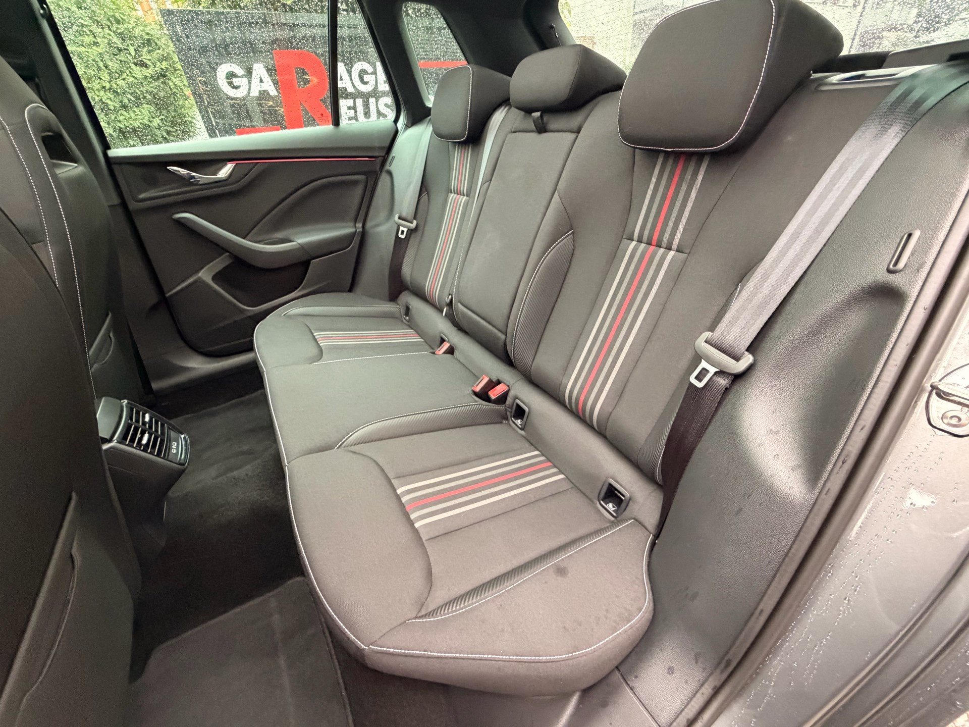 SKODA Kamiq Monte Carlo 150PS *** PANORAMADACH & 5 JAHRE SKODA WERKSGARANTIE ***-image-25