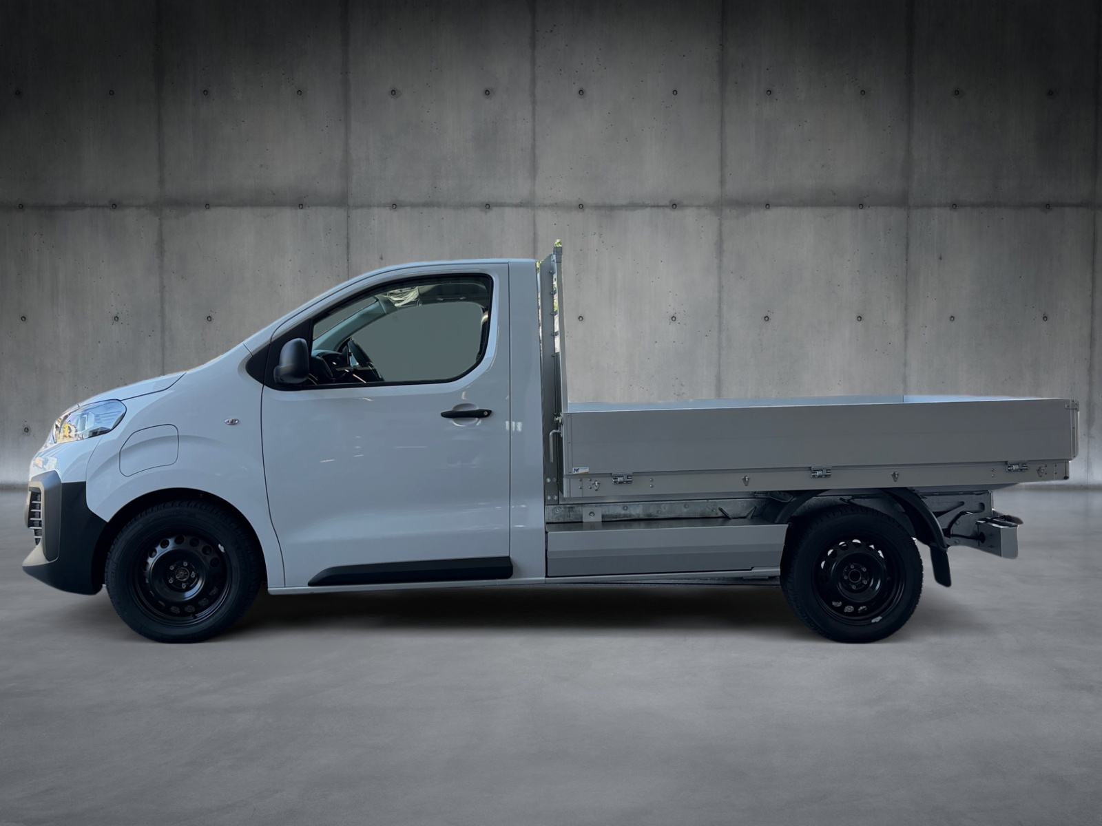 FIAT E-Scudo 75kWh L2, Brücke mit 1400 kg Nutzlast! 350km Reichweite * Schnellladung CCS-showroom-element-1