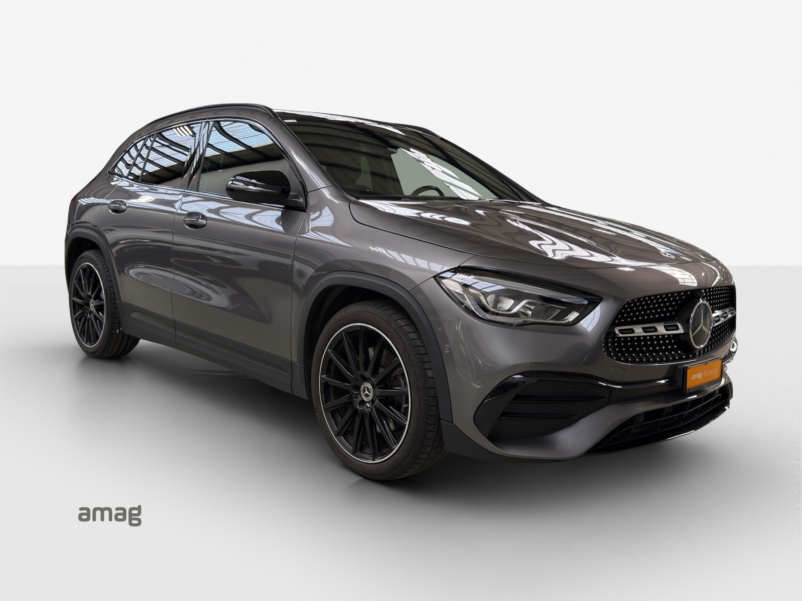 MERCEDES-BENZ GLA 250 4Matic AMG Line 8G-DCT-image-5