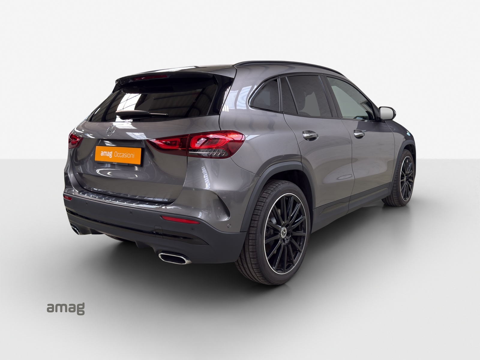 MERCEDES-BENZ GLA 250 4Matic AMG Line 8G-DCT-image-4