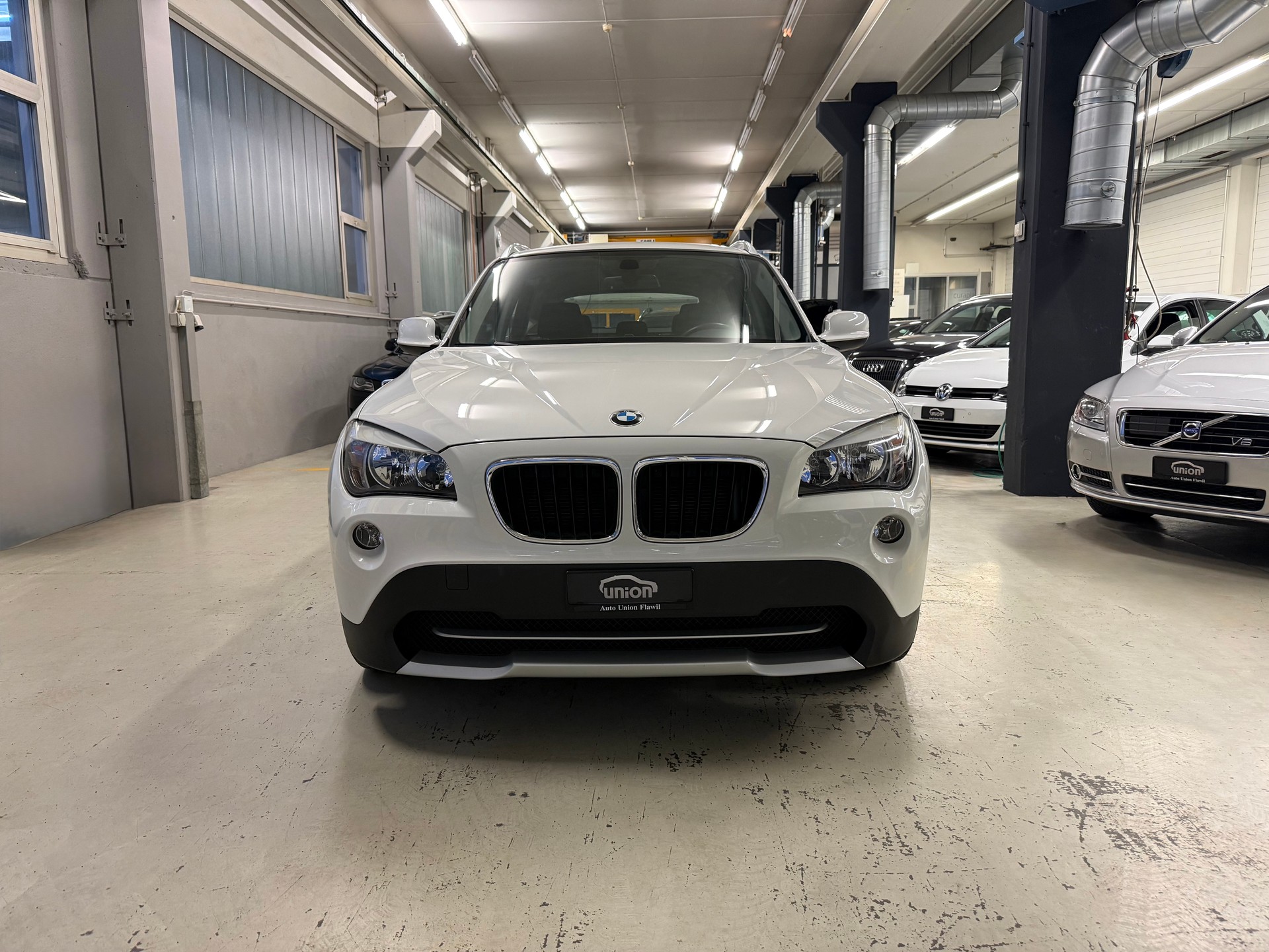 BMW X1 xDrive 18d-image-2