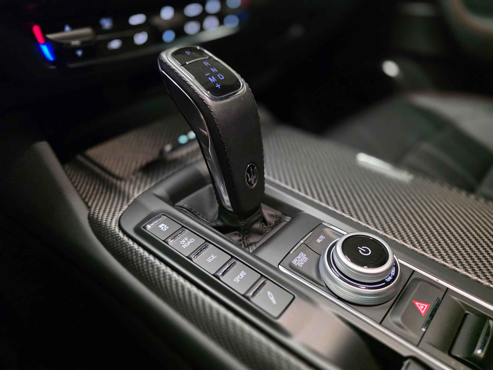 MASERATI Levante 3.0 V6 Modena Automatica-image-8